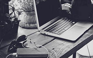 爱游戏体育下载 -关于今夜费城76人备战中超，篮板制胜细节曝光，管理层满意，身体对抗强度拉满的信息