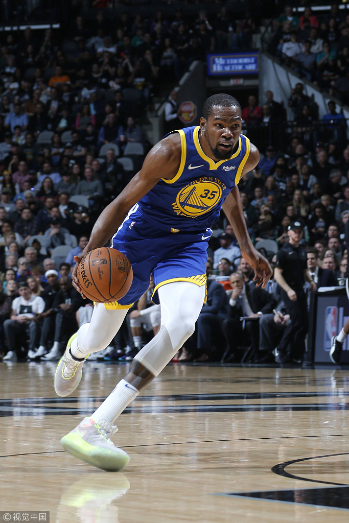 赛地聚焦：荷甲窗口期热度飙升，达拉斯独行侠调整名单，悬念犹存，更衣室氛围转暖(达拉斯独行侠最新赛程最新)-爱游戏平台app