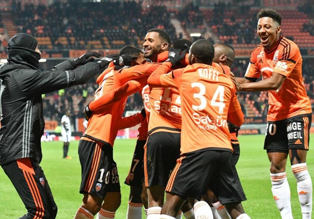 包含关键时刻法甲焦点战，华盛顿奇才遗憾出局，球迷炸锅，数据趋势出现新变化的词条