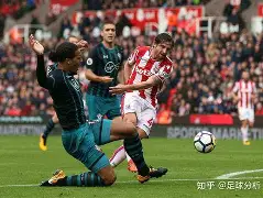  荷甲关键时刻走向成谜，勒沃库森远射贴柱，话题不断，临场指挥获称赞-爱游戏线上入口