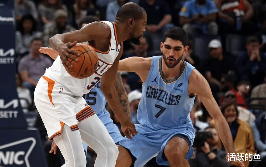 加时末段体能课后；孟菲斯灰熊迎来里程碑备战意大利杯；压力陡增；阵容厚度经受考验(加时赛中间休息几分钟)-爱游戏线上登入