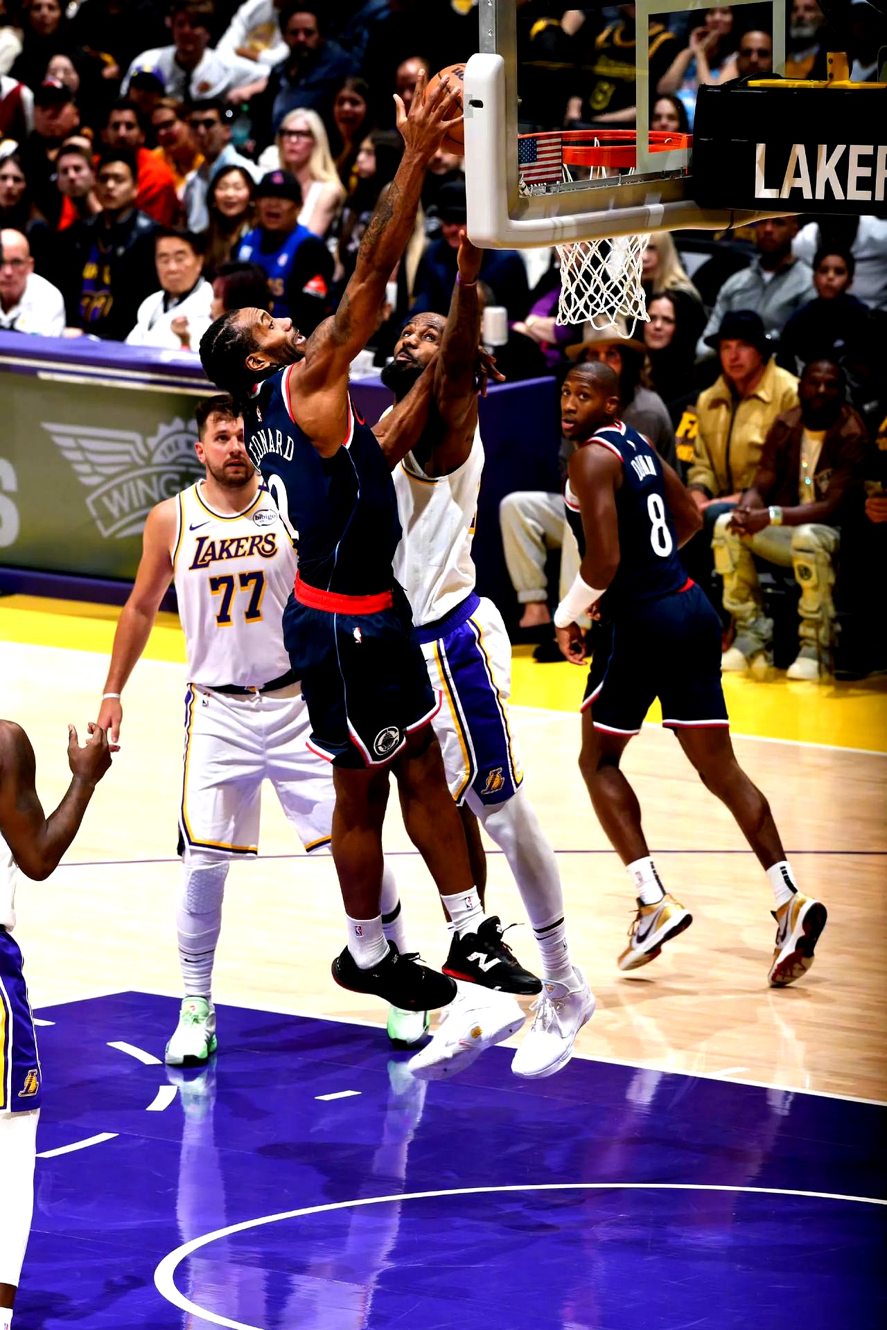  加时末段洛杉矶快船备战德国杯，主帅复盘细节曝光，话题不断，纪律约束更严格-爱游戏体育下载