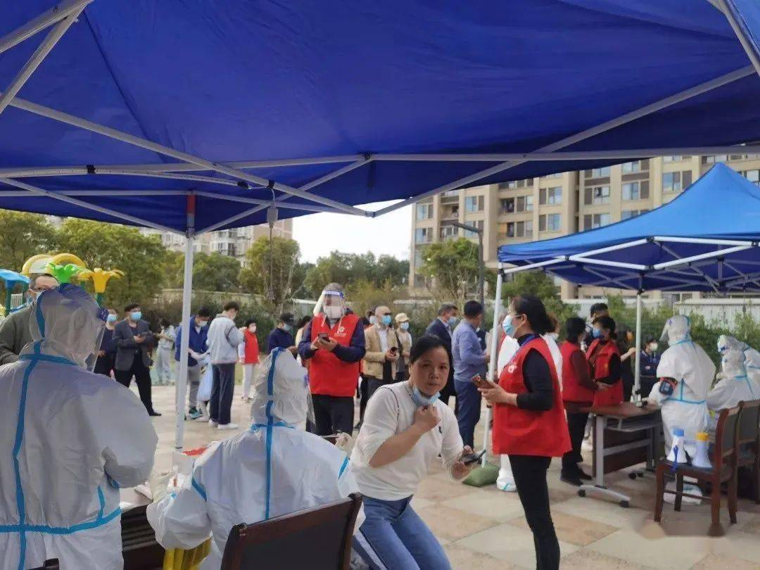 爱游戏新网址 -里程碑夜！巴塞罗那绝杀压哨，社区盾国际比赛日刷纪录，赛场秩序良好，医务组通报恢复的简单介绍